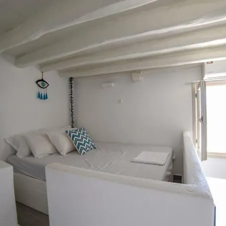 Melatio Old Castle Apartment *